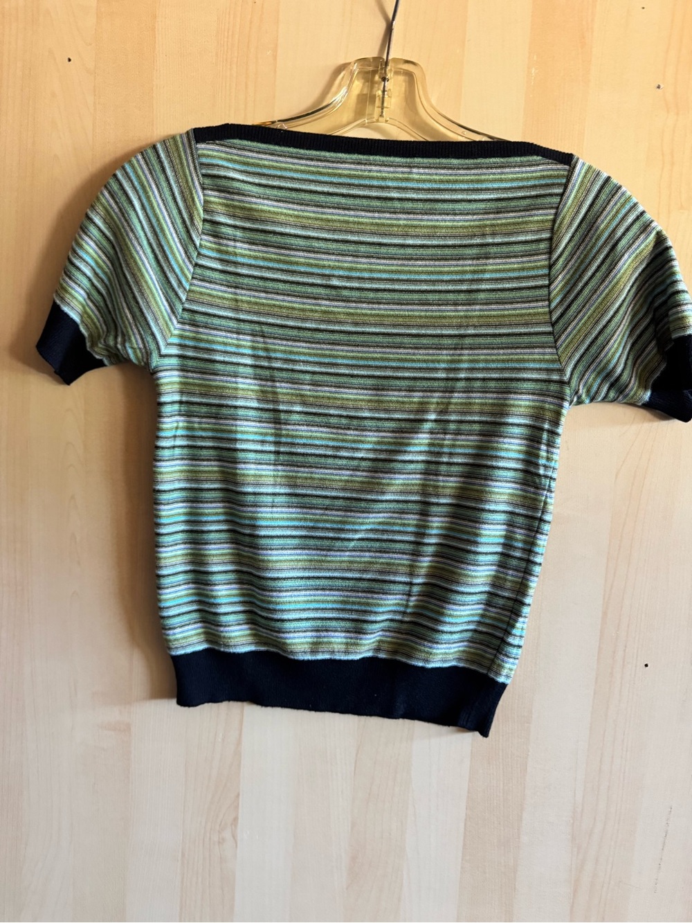 Vintage Easel Striped Green Short-Sleeve Knit Top with Black Trim